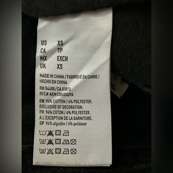 American Eagle Women's XS Embroidered Floral Long Denim Jean Jacket Black rose - Picture 16 of 16